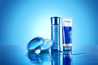 化妆品精修与平面设计 林XIAO多的视觉艺术探索